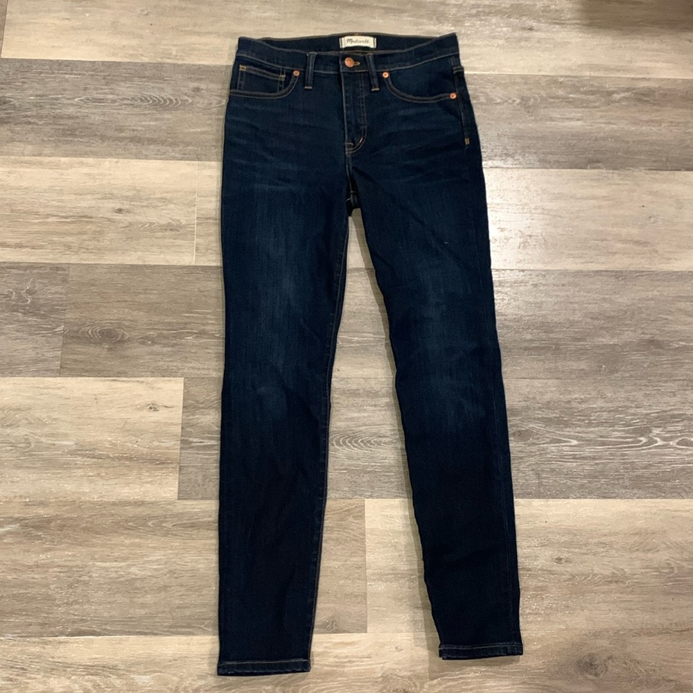 Madewell dark wash 9” mid-rise skinny jeans size 27